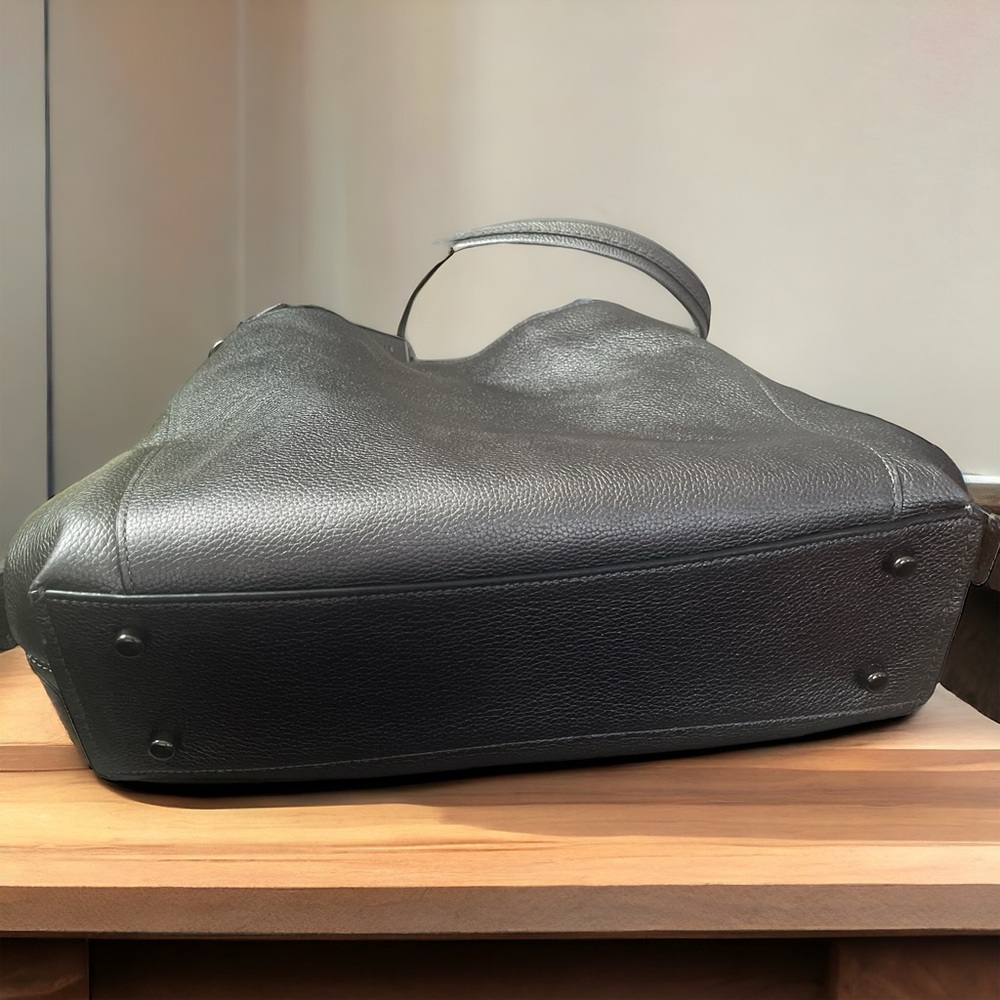 Coach Gun metal leather purse gray - Picture 2 of 3